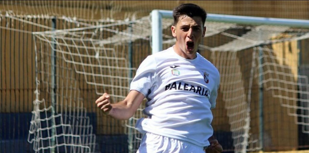 Alberto Reina, nuevo refuerzo para el centro del campo del Real Oviedo