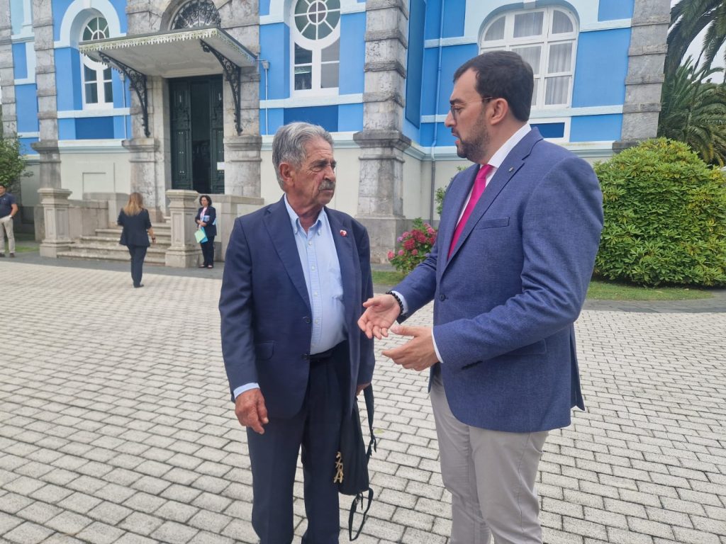 Barbón: “Asturias, que fue y sigue siendo tierra de emigrantes, es también ahora una tierra de acogida, generosa y que recibe con los brazos abiertos”