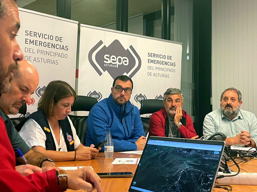 Los tres incendios más graves están bajo control gracias al esfuerzo y la coordinación de los operativos