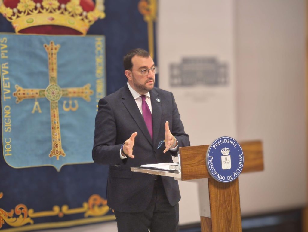 Barbón: “No nos vale la propuesta de financiación autonómica que plantea Cataluña, pero tampoco la que defiende Andalucía”