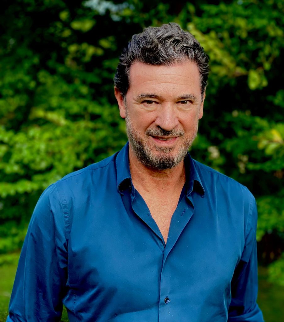 Julio Medem, invitado de honor en la XXIV edición de Avilés Acción 2025, el cineasta donostiarra ofrecerá una exclusiva clase magistral sobre dirección cinematográfica para cineastas y espectadores