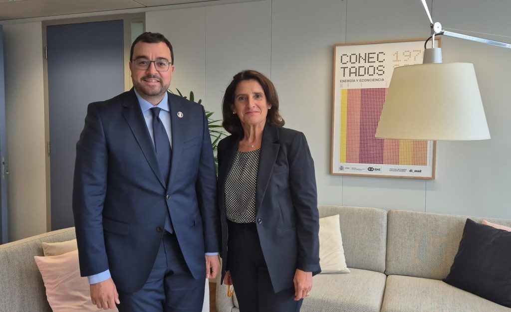 Barbón plantea a Teresa Ribera la necesidad de que el Fondo de Transición Justa tenga continuidad en el próximo marco financiero plurianual de la Unión Europea