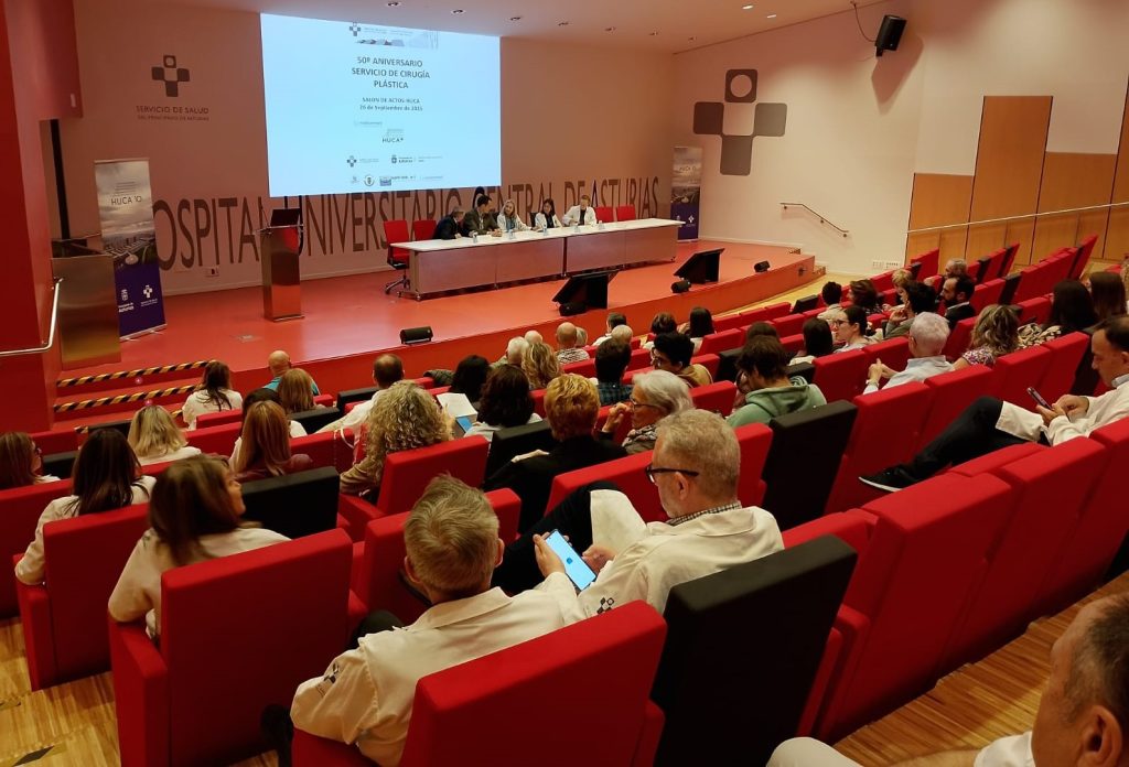 El servicio de Plástica del HUCA cumple 50 años en la élite del país en los campos de la cirugía funcional y reconstructiva más precisas