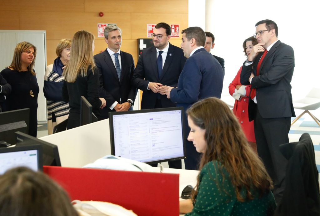 Barbón destaca en el 20º aniversario de DXC «la apuesta decidida por la ciencia, la innovación y el desarrollo tecnológico como motores del resurgir industrial de Asturias”
