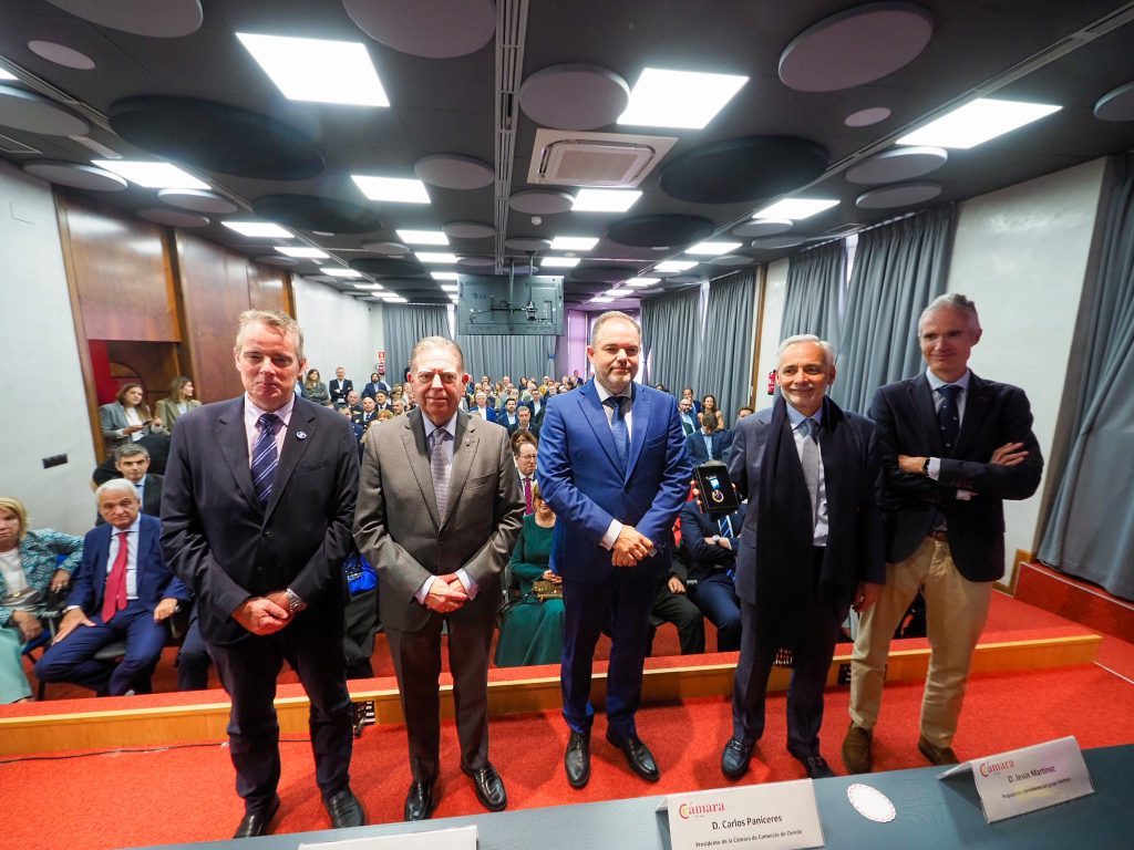 Medalla de Oro al Real Oviedo S.A.D