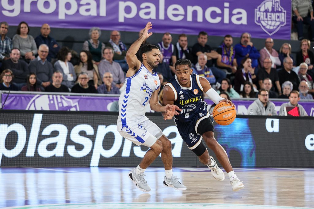 Desde las 18:15 en directo en Vinxtv el Alimerka OCB comienza la segunda vuelta visitando a Monbus Obradoiro Desde las 18:15 en directo en Vinxtv el Alimerka OCB comienza la segunda vuelta visitando a Monbus Obradoiro