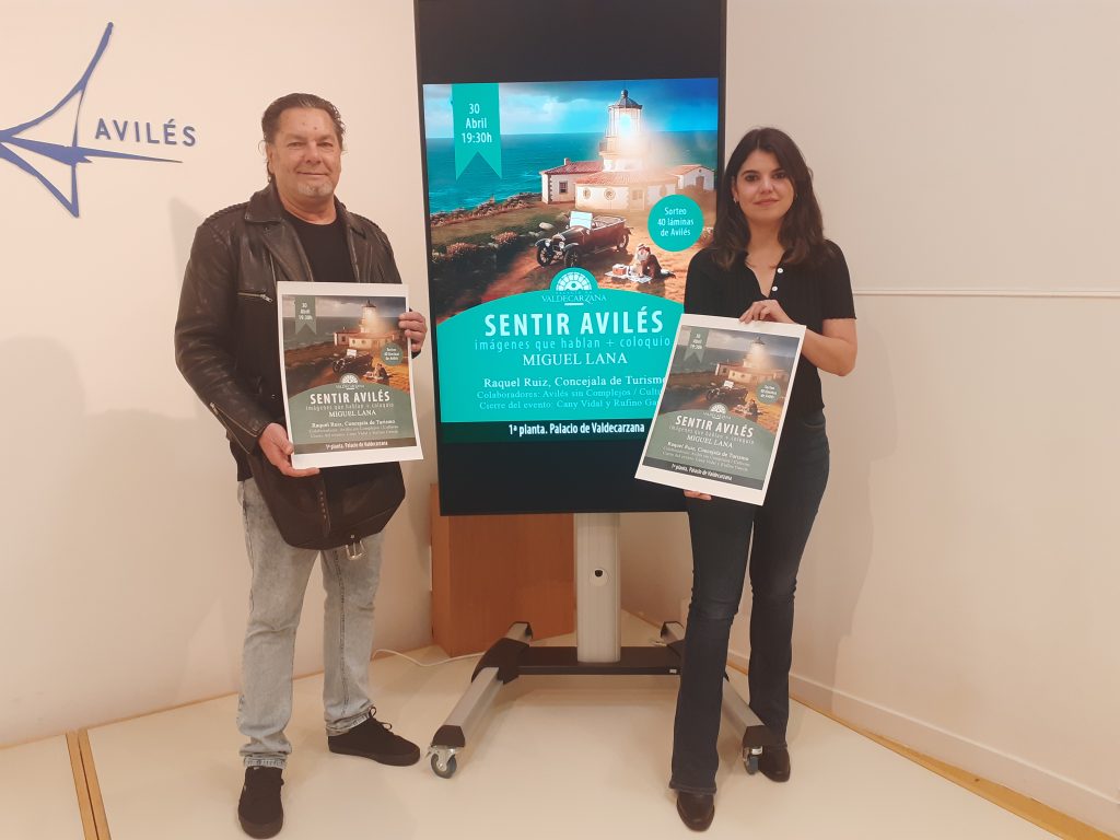 Miguel Lana lleva el fenómeno viral «Sentir Avilés»; al Palacio de Valdecarzana en un  formato audiovisual inédito