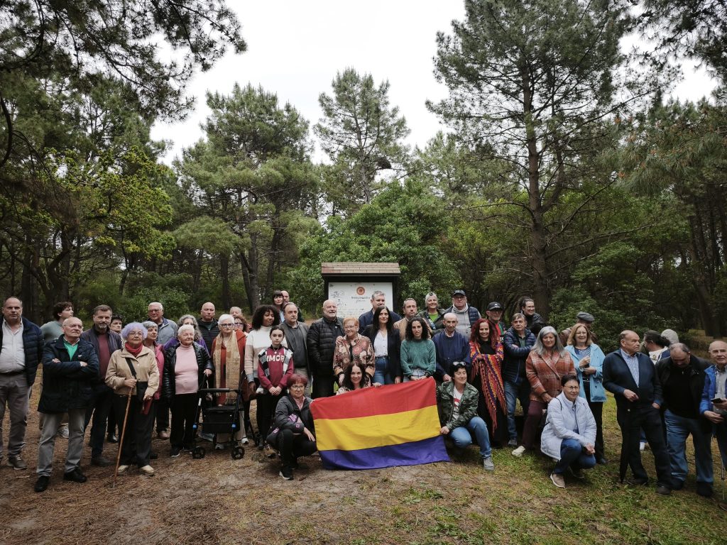 Se celebra en Castrillón un acto de conmemoración de la II República
