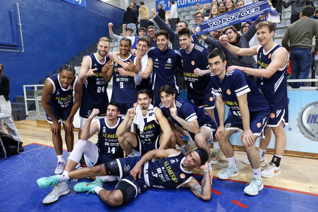 Gran victoria del Alimerka OCB en el primer partido de PLAYOFF de ascenso a la ACB. Próximo partido domingo a las 17 h. en Vinx TV
