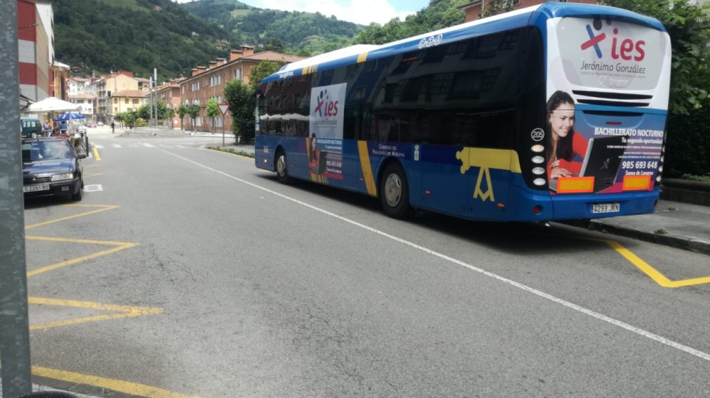 Asturias refuerza la oferta de transporte público para llegar al Hospital de Cabueñes desde la costa oriental