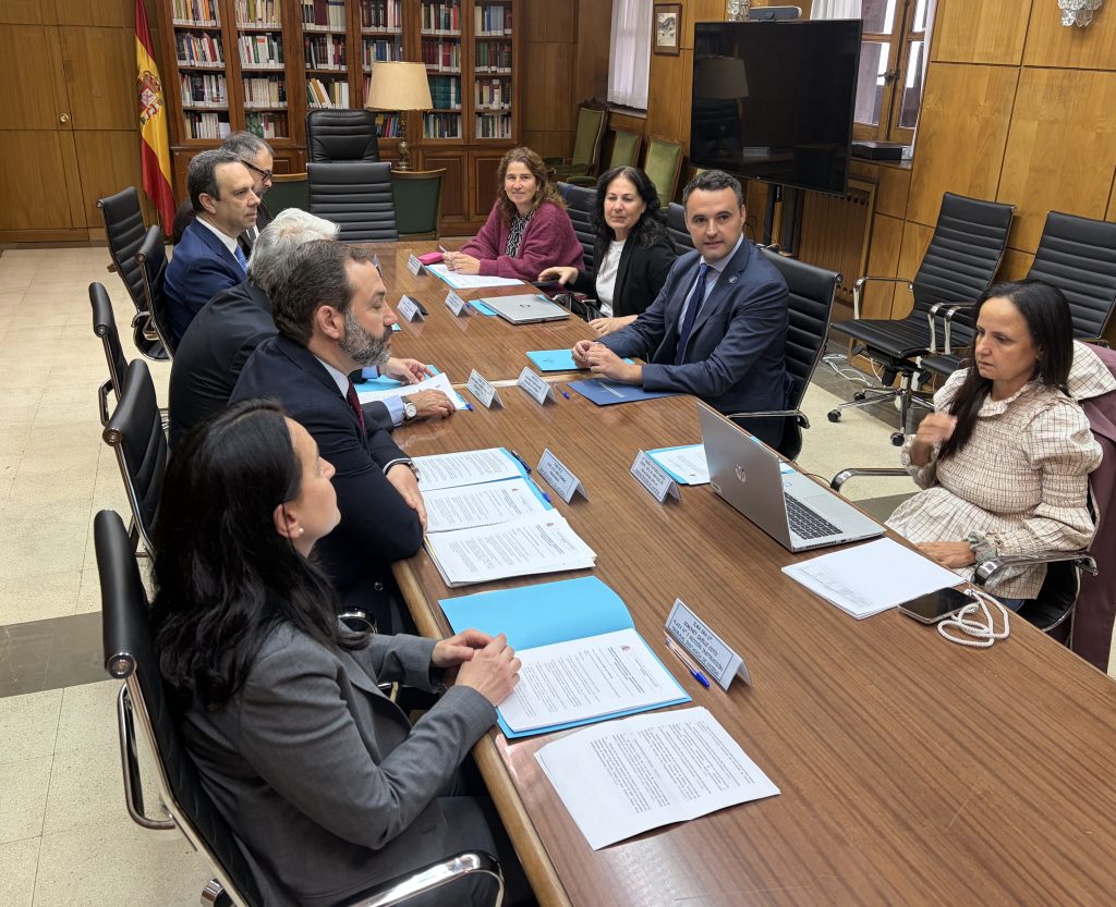 La Viceconsejería de Justicia asume la gestión directa del Centro de Responsabilidad de Menores de Sograndio La Viceconsejería de Justicia asume la gestión directa del Centro de Responsabilidad de Menores de Sograndio