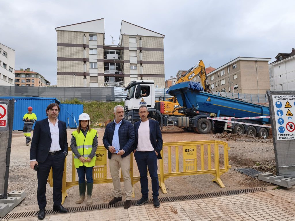 Zapico destaca en Candás la apuesta del Principado por ampliar el parque público con 21 nuevas viviendas de alquiler asequible