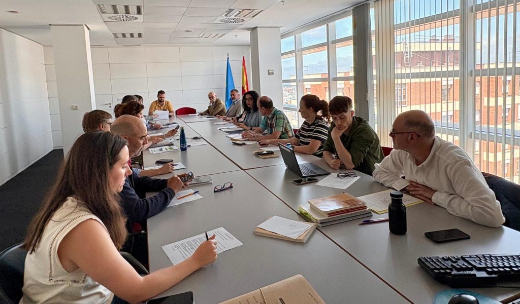 El Consejo del Patrimonio impulsa la protección de la cultura de la gaita, las danzas y les mazcaraes d’iviernu