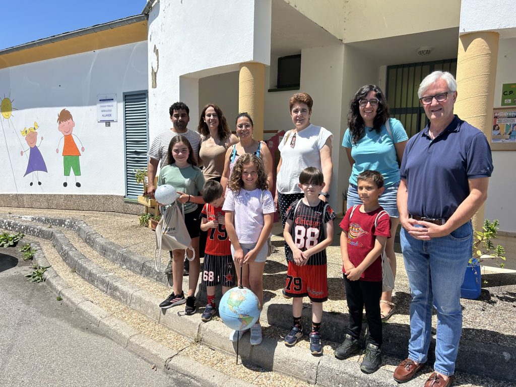 El Principado organiza talleres de astronomía para acercar la ciencia a los colegios rurales El Principado organiza talleres de astronomía para acercar la ciencia a los colegios rurales