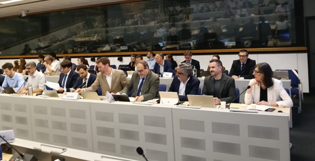 El Gobierno de Asturias defiende en Bruselas las prioridades del Principado para el desarrollo del Corredor Atlántico El Gobierno de Asturias defiende en Bruselas las prioridades del Principado para el desarrollo del Corredor Atlántico
