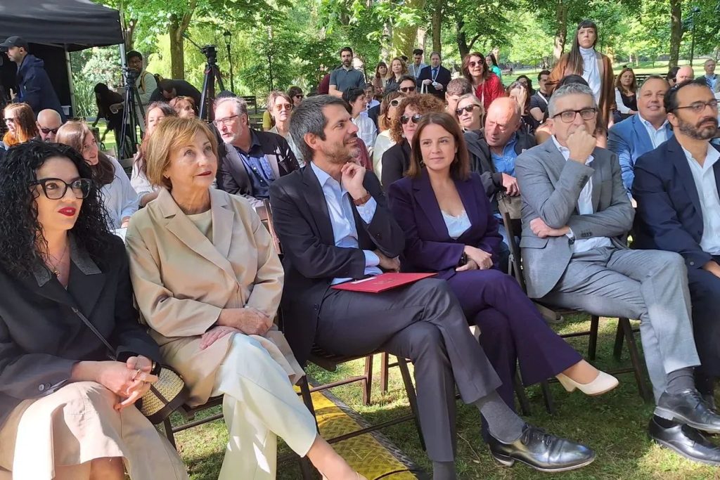 Avilés se convierte en el epicentro de la reflexión ecológica con la inauguración de la primera ‘Bienal Climática’