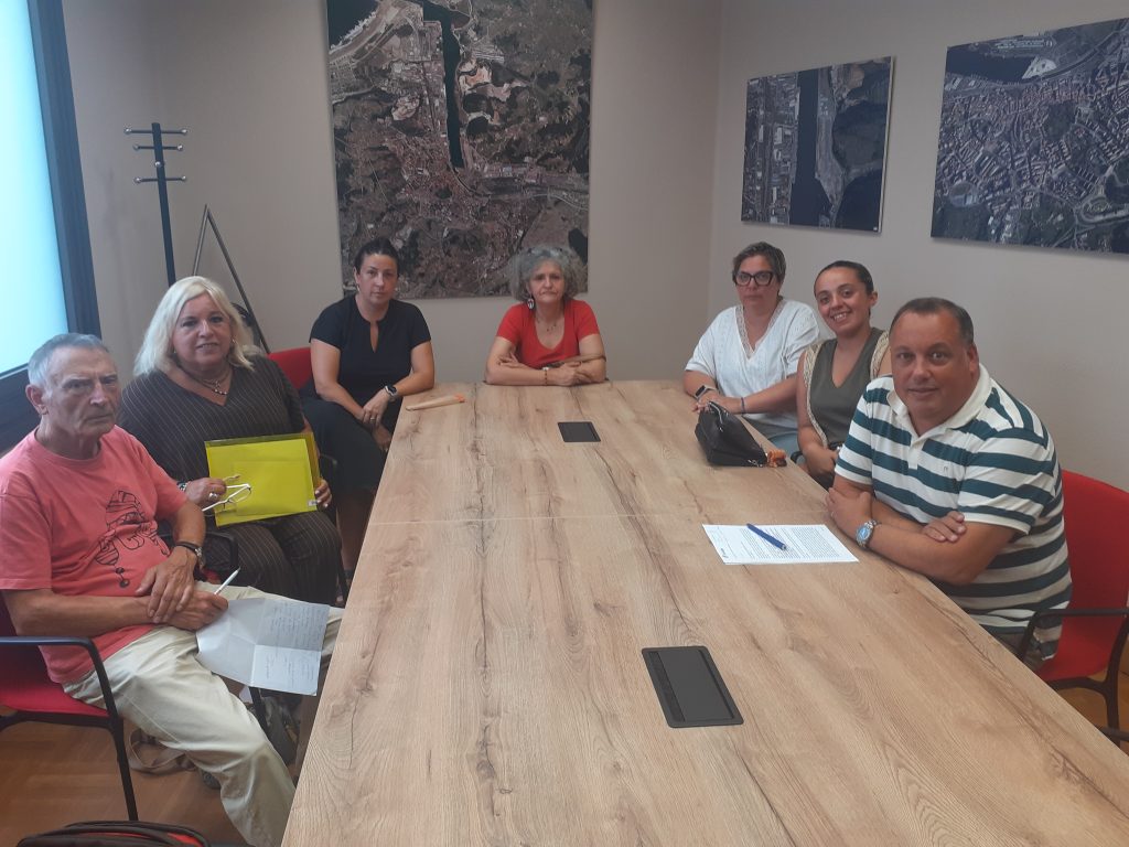 Respaldo municipal a la demanda vecinal de un cajero automático en Santa Apolonia tras el cierre de la oficina bancaria Respaldo municipal a la demanda vecinal de un cajero automático en Santa Apolonia tras el cierre de la oficina bancaria