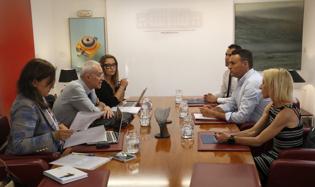 Asturias reitera su oposición a la propuesta de reforma de la financiación en la reunión técnica previa al Consejo de Política Fiscal Asturias reitera su oposición a la propuesta de reforma de la financiación en la reunión técnica previa al Consejo de Política Fiscal