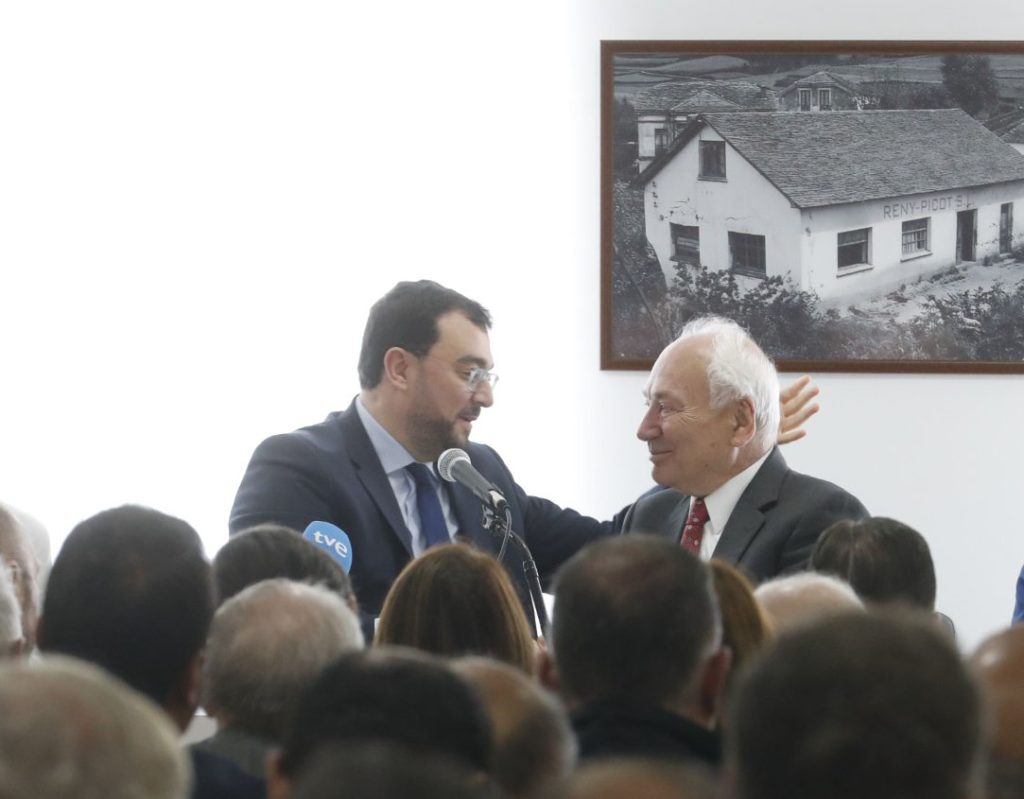 El presidente de Industrias Lácteas Asturianas, Francisco Rodríguez, distinguido con la Orden del Mérito Civil a propuesta de Adrián Barbón El presidente de Industrias Lácteas Asturianas, Francisco Rodríguez, distinguido con la Orden del Mérito Civil a propuesta de Adrián Barbón